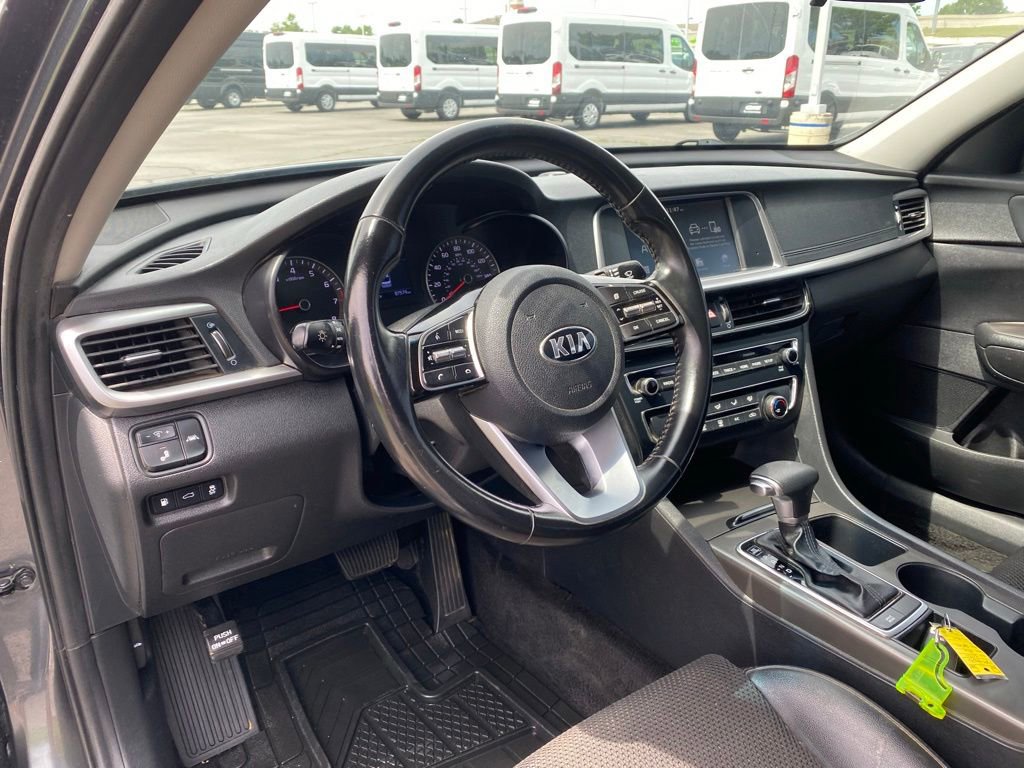 Used 2020 Kia Optima S FWD image 12