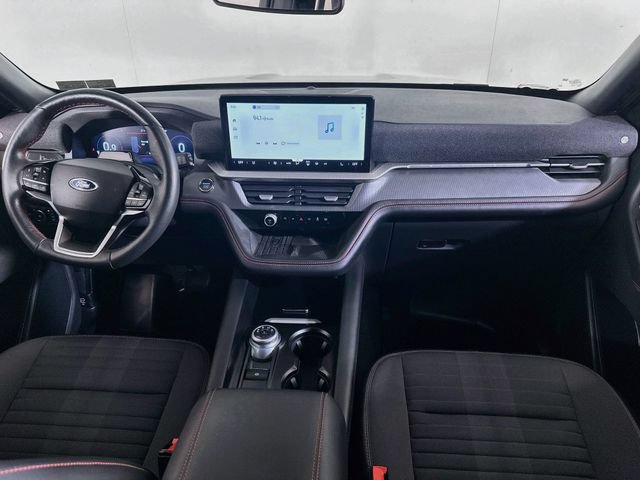 Certified 2025 Ford Explorer ST-Line w/ Premium Package AWD/4WD image 18