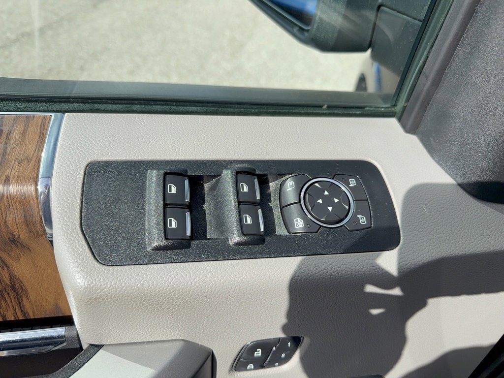 Certified 2019 Ford F150 Lariat w/ Equipment Group 502A Luxury image 6