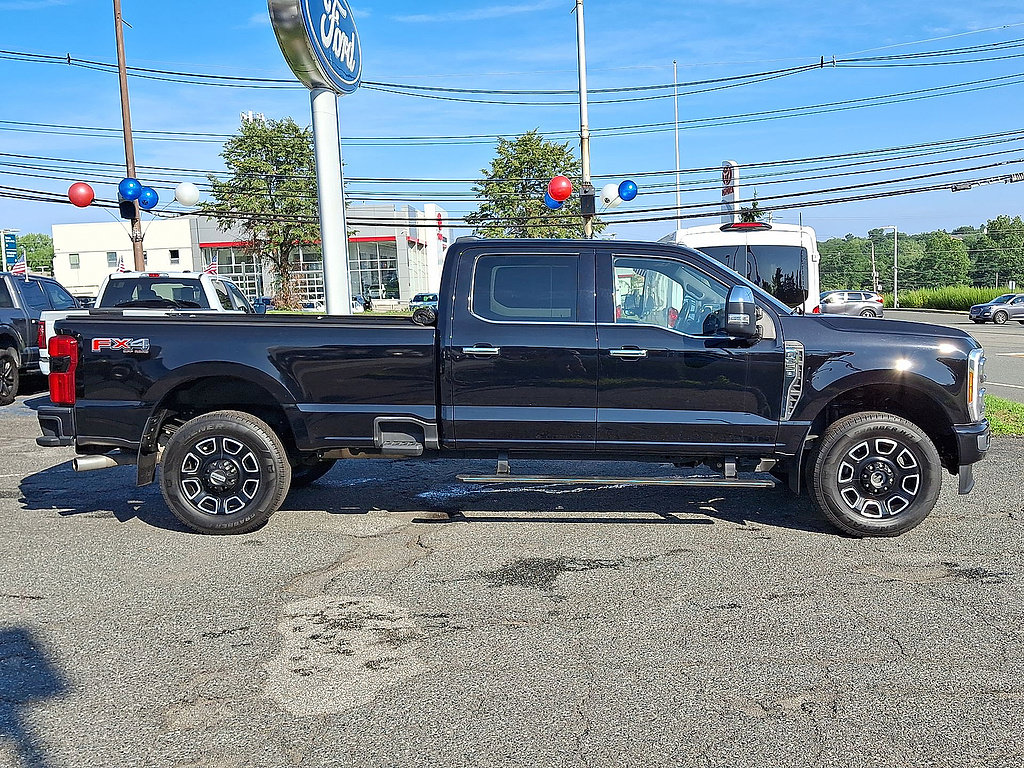 Certified 2023 Ford F350 Platinum w/ FX4 Off-Road Package AWD/4WD image 32
