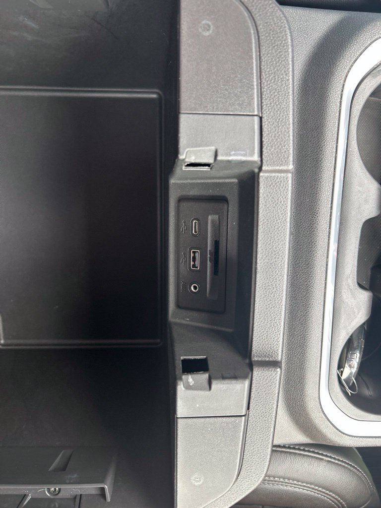 Used 2020 Chevrolet Silverado 1500 RST AWD/4WD image 24