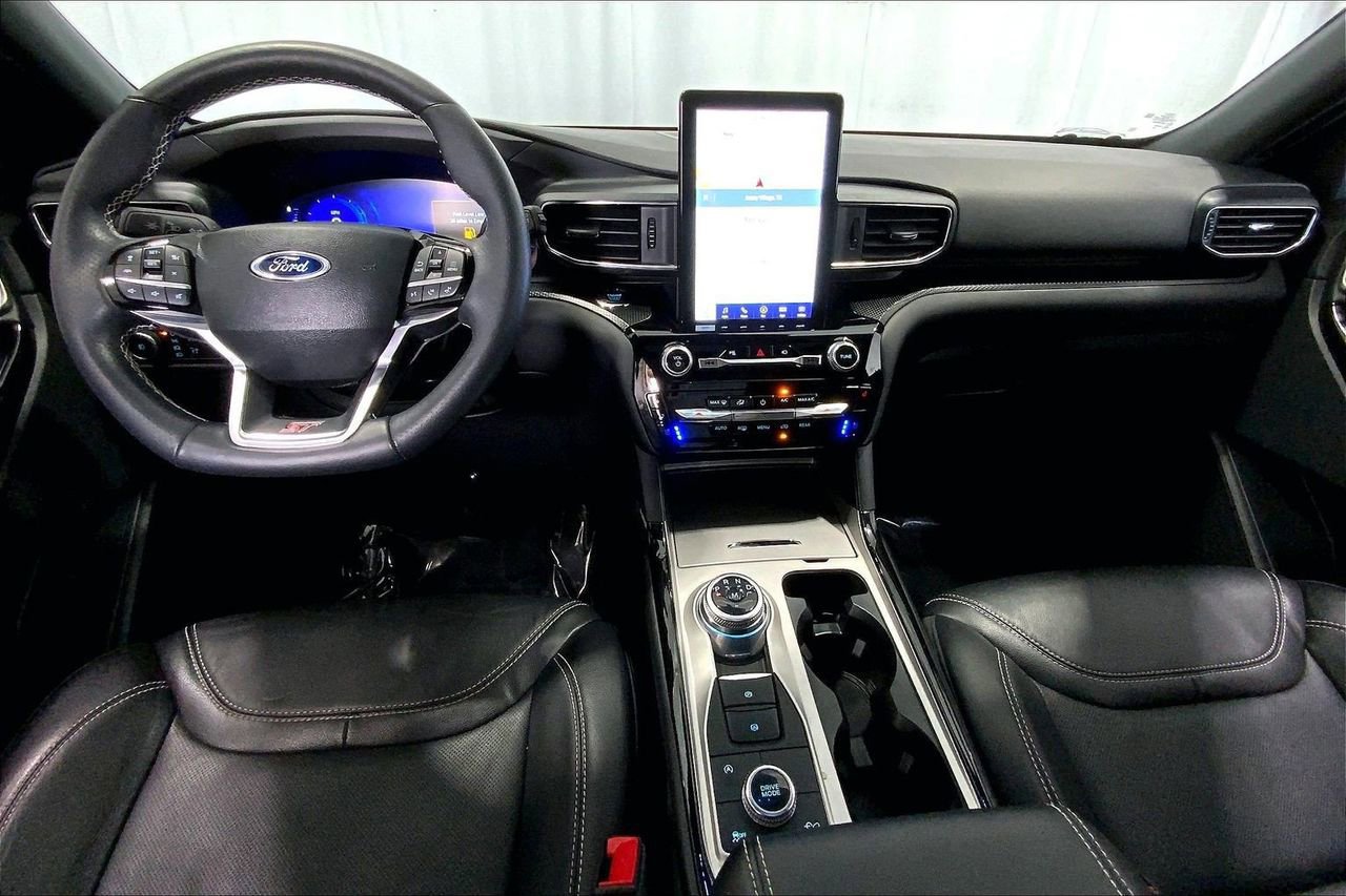 Certified 2023 Ford Explorer ST w/ Equipment Group 401A image 16