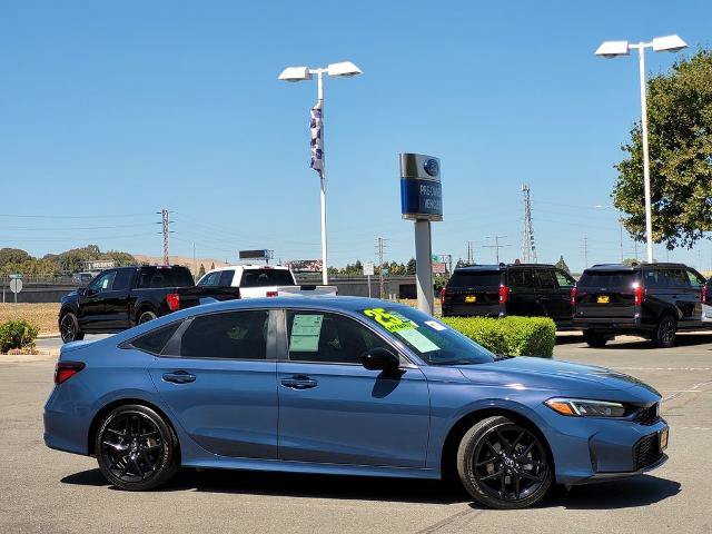 Used 2025 Honda Civic Sport image 3