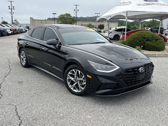 Used 2023 Hyundai Sonata SEL w/ Convenience Package FWD image 2