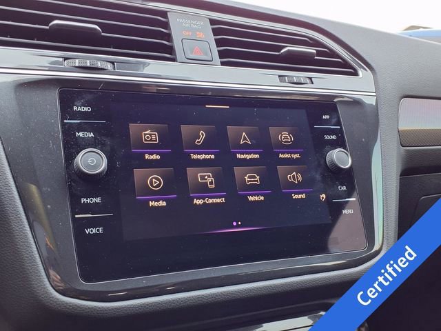 Used 2024 Volkswagen Tiguan SE R-Line AWD/4WD image 16