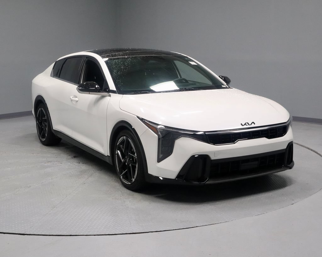 Used 2025 Kia K4 GT-Line w/ GT-Line Sunroof Package FWD image 1