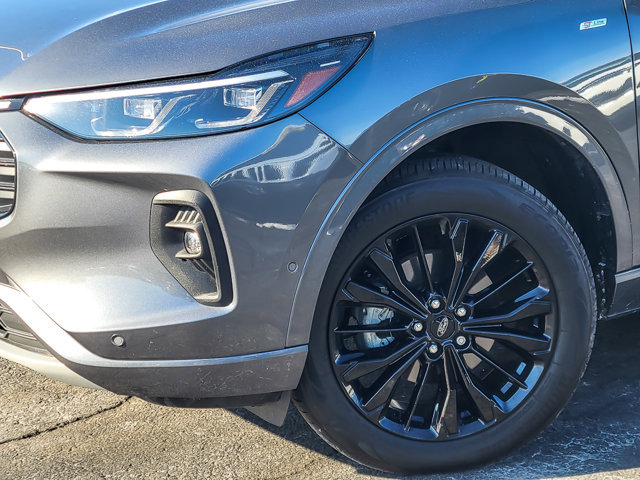 Certified 2024 Ford Escape ST-Line Elite w/ Premium Technology Package image 3
