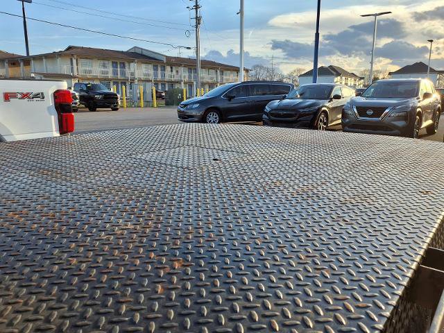 Used 2024 Chevrolet Silverado 3500 LT w/ Safety Package image 26