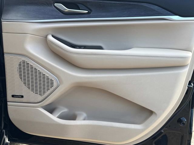 Used 2022 Jeep Grand Cherokee Limited w/ Luxury Tech Group II RWD image 20