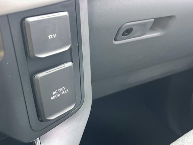 Certified 2022 Ford F150 XLT w/ Equipment Group 302A High image 37