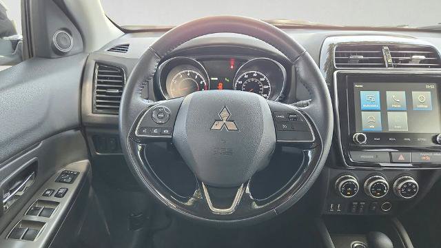 Used 2025 Mitsubishi Outlander Sport AWD image 25