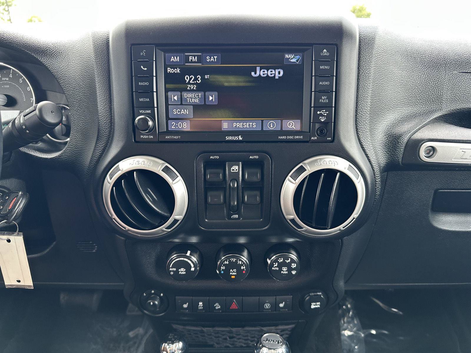 Used 2017 Jeep Wrangler Unlimited Sahara w/ Quick Order Package 24E Chief AWD/4WD image 22