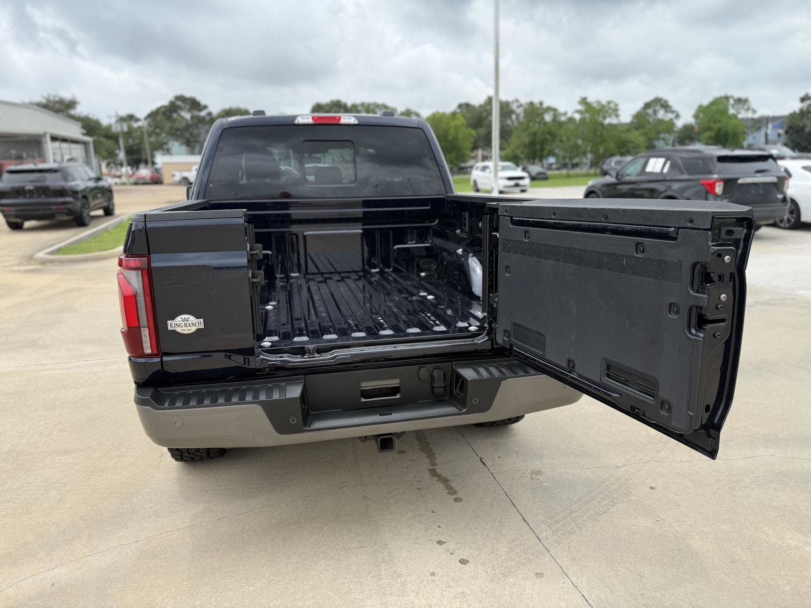 Certified 2025 Ford F150 King Ranch w/ FX4 Off-Road Package AWD/4WD image 4
