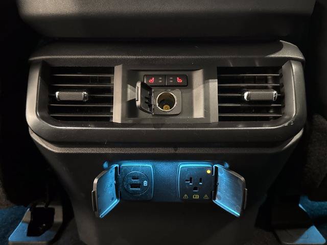Certified 2022 Ford F150 Raptor w/ Raptor 37 Performance Package AWD/4WD image 33