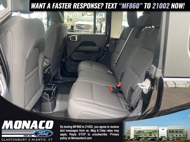 Used 2019 Jeep Wrangler Unlimited Sahara AWD/4WD image 12