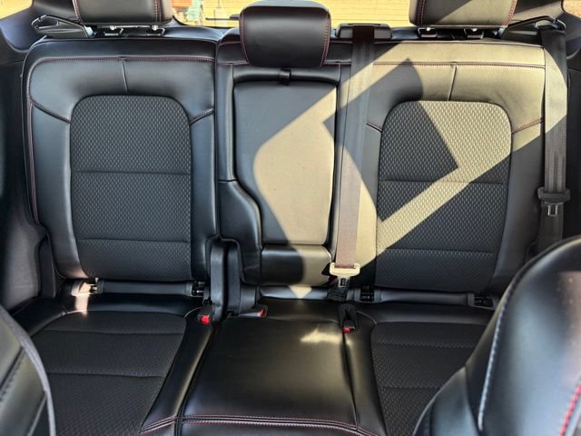 Certified 2025 Ford Escape ST-Line AWD/4WD image 28