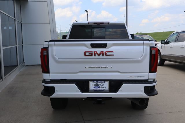 Used 2024 GMC Sierra 2500 Denali w/ Denali Reserve Package AWD/4WD image 4