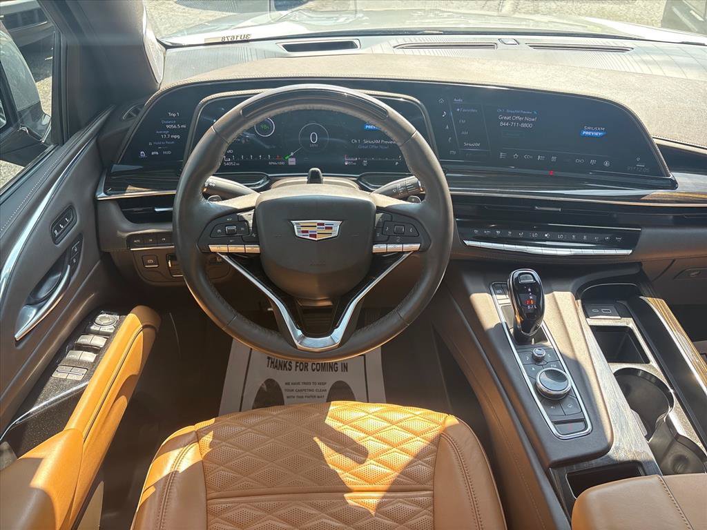 Used 2024 Cadillac Escalade Sport w/ LPO, ONYX Package AWD/4WD image 21