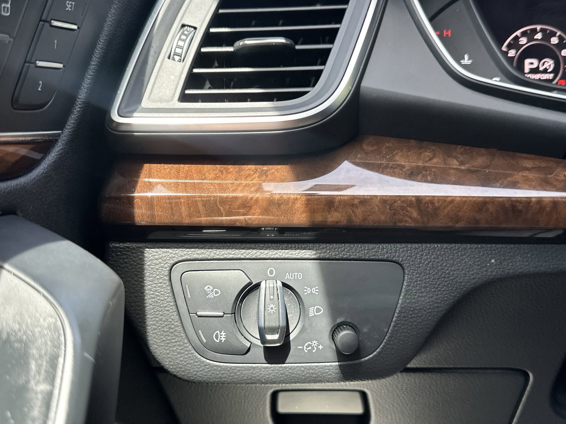 Used 2018 Audi Q5 2.0T Premium Plus w/ Premium Plus Package image 63