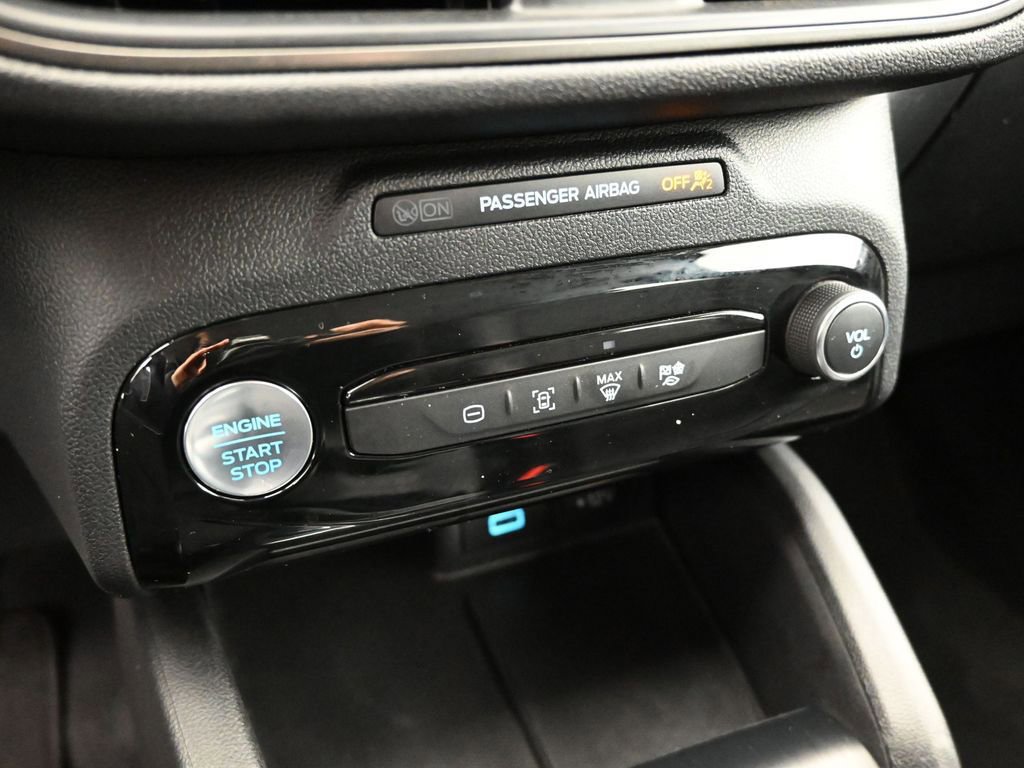 Certified 2023 Ford Escape SE image 44