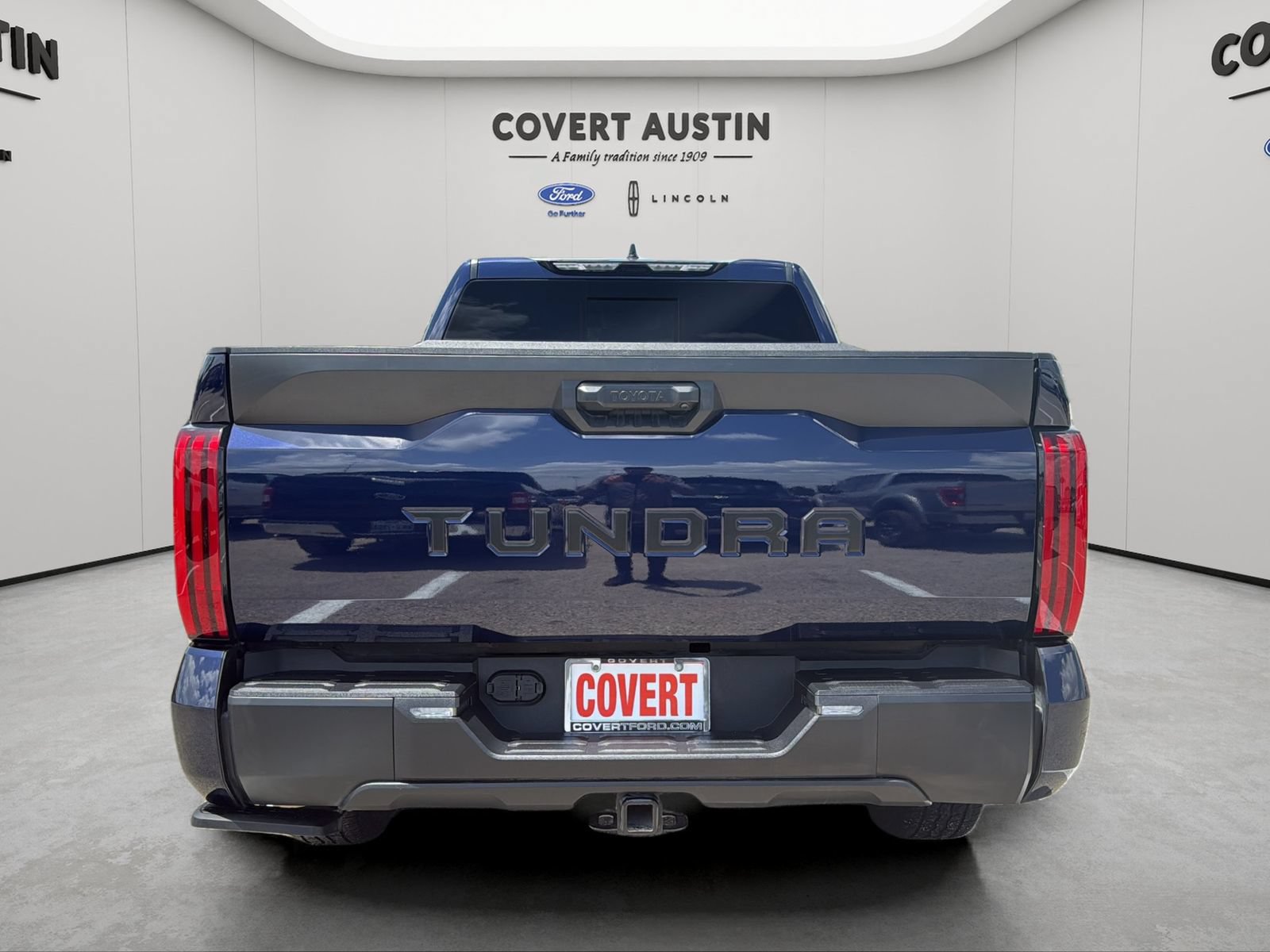 Used 2022 Toyota Tundra SR5 RWD image 4