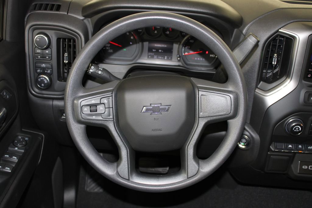 Used 2025 Chevrolet Silverado 1500 Custom Trail Boss w/ LPO, Dark Essentials Package image 15