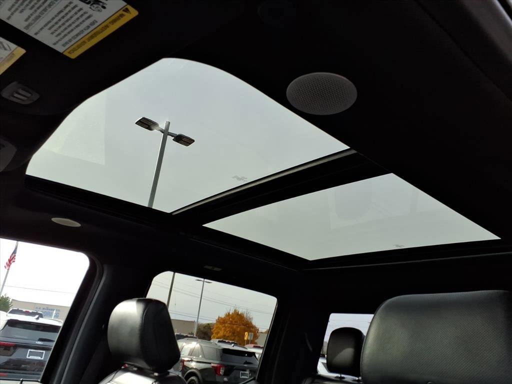 Certified 2021 Ford F150 Raptor w/ Equipment Group 801A High image 13