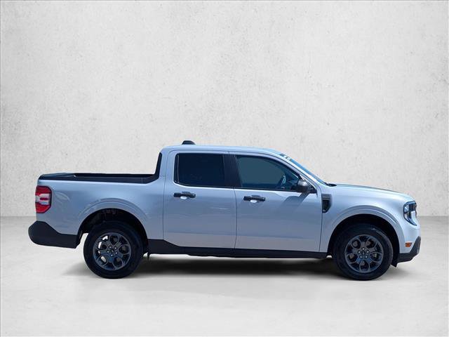 Certified 2025 Ford Maverick XLT FWD image 4