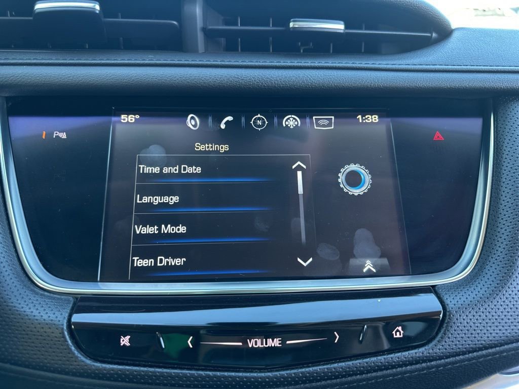 Used 2017 Cadillac XT5 Premium Luxury w/ LPO, Wheel Lock Package image 43