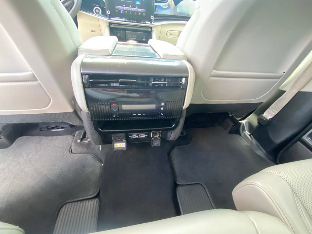 Used 2022 Jeep Wagoneer Series I w/ Convenience Group I RWD image 24