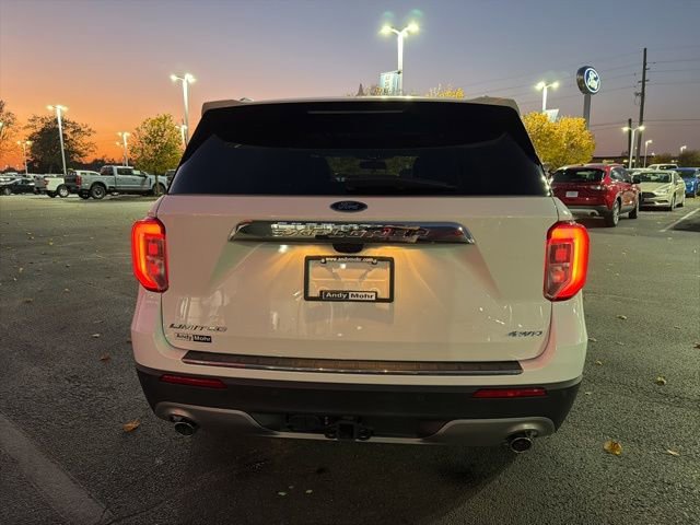 Certified 2022 Ford Explorer Limited w/ Limited Technology Package image 3