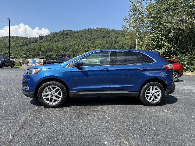 Certified 2023 Ford Edge SEL w/ Convenience Package image 3