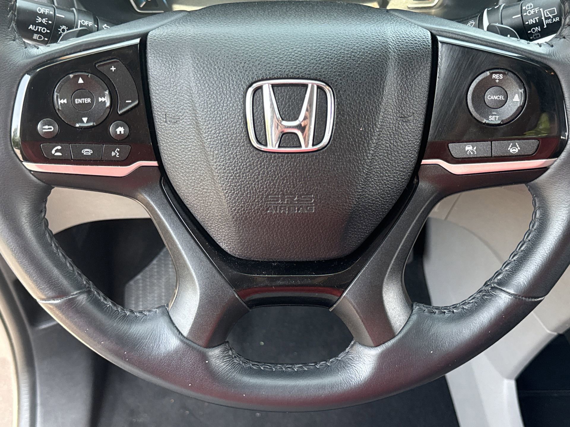 Used 2023 Honda Odyssey Touring image 16