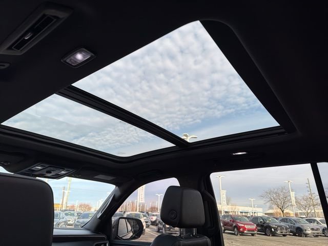 Used 2021 Chevrolet Tahoe Z71 image 20