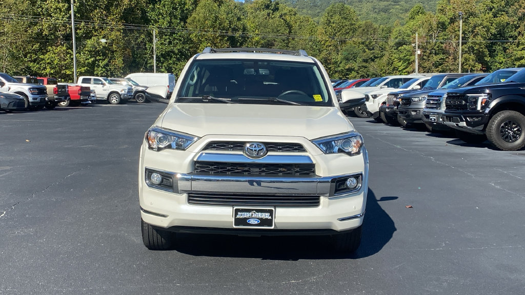 Used 2019 Toyota 4Runner Limited AWD/4WD image 2