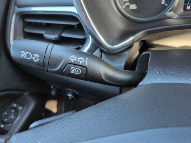Used 2022 Chevrolet Equinox LT FWD image 35