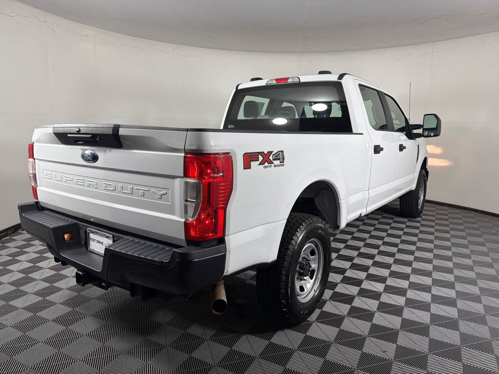 Certified 2022 Ford F350 XL w/ FX4 Off-Road Package AWD/4WD image 8