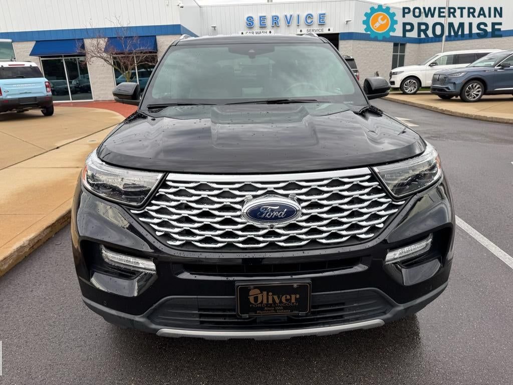 Certified 2022 Ford Explorer Platinum w/ Equipment Group 601A AWD/4WD image 2