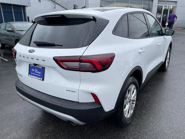 Certified 2025 Ford Escape Active w/ Cold Weather Package image 2