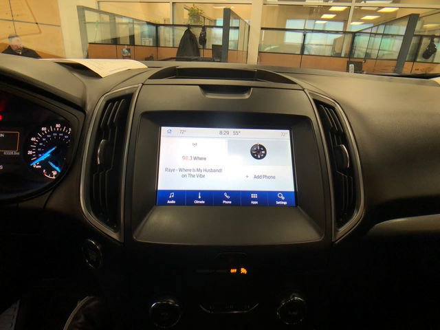 Certified 2020 Ford Edge SE image 19