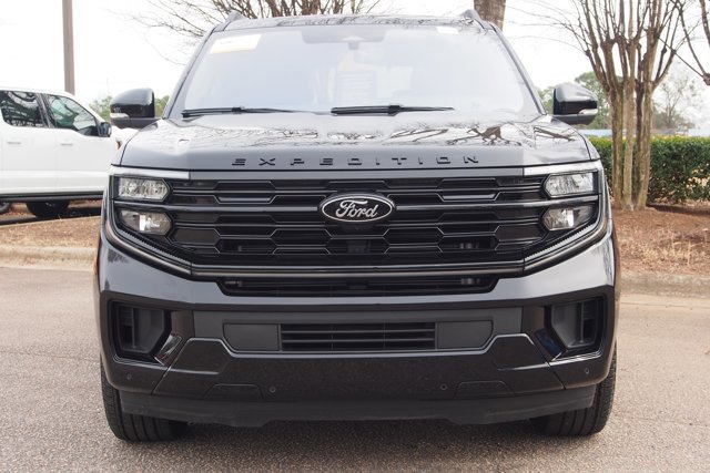 Certified 2025 Ford Expedition Platinum w/ Stealth Performance Package image 8