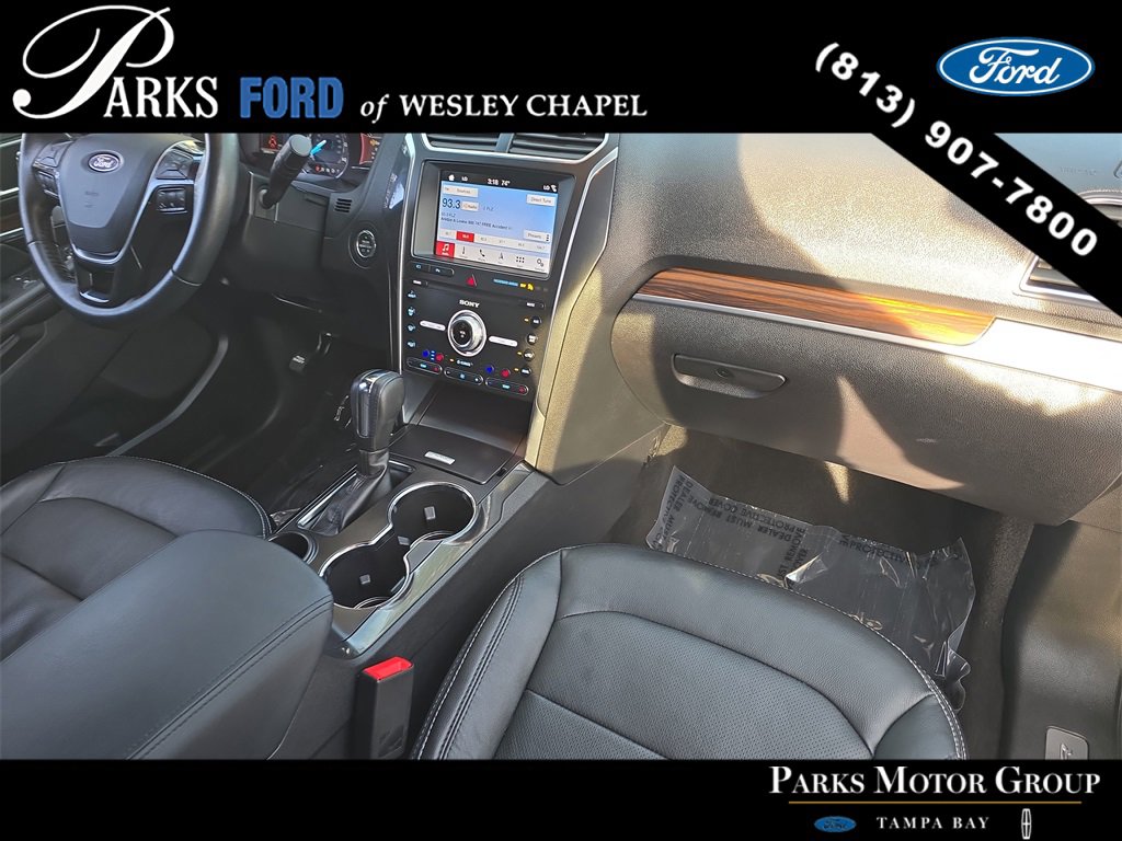Certified 2019 Ford Explorer Limited w/ Class III Trailer Tow Package image 11