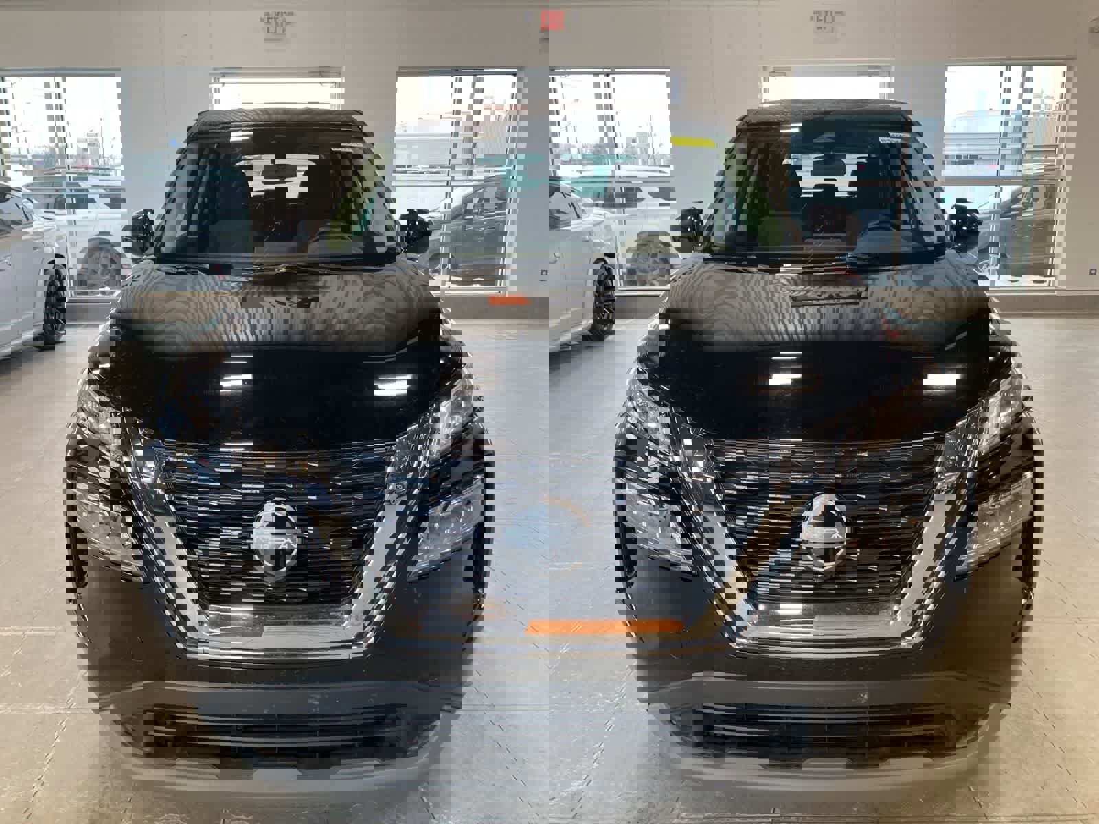 Used 2023 Nissan Rogue SV image 9