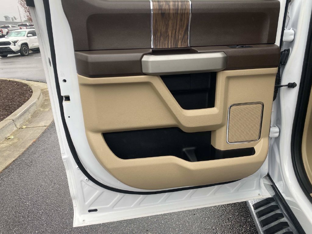 Certified 2018 Ford F150 Lariat RWD image 12