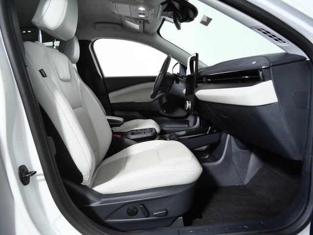 Certified 2025 Ford Mustang Mach-E Premium AWD/4WD image 7