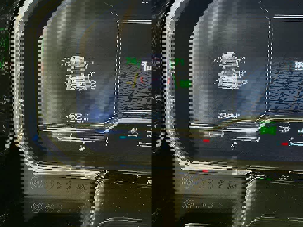 Used 2024 GMC Sierra 2500 SLT w/ SLT Premium Package image 23