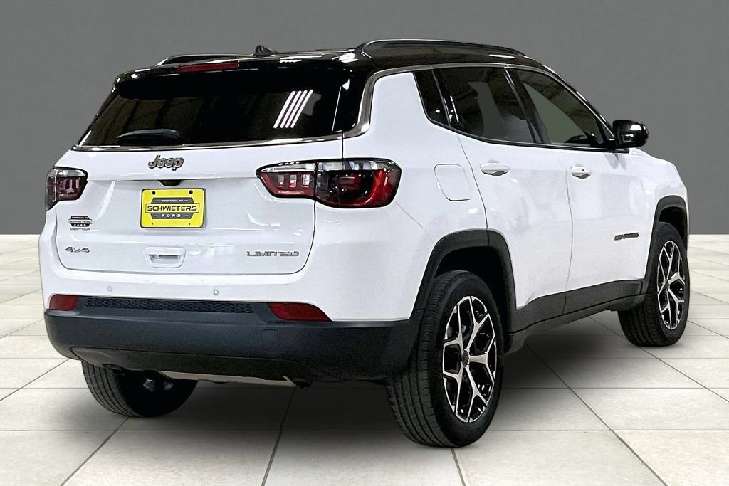 Used 2025 Jeep Compass Limited AWD/4WD image 12