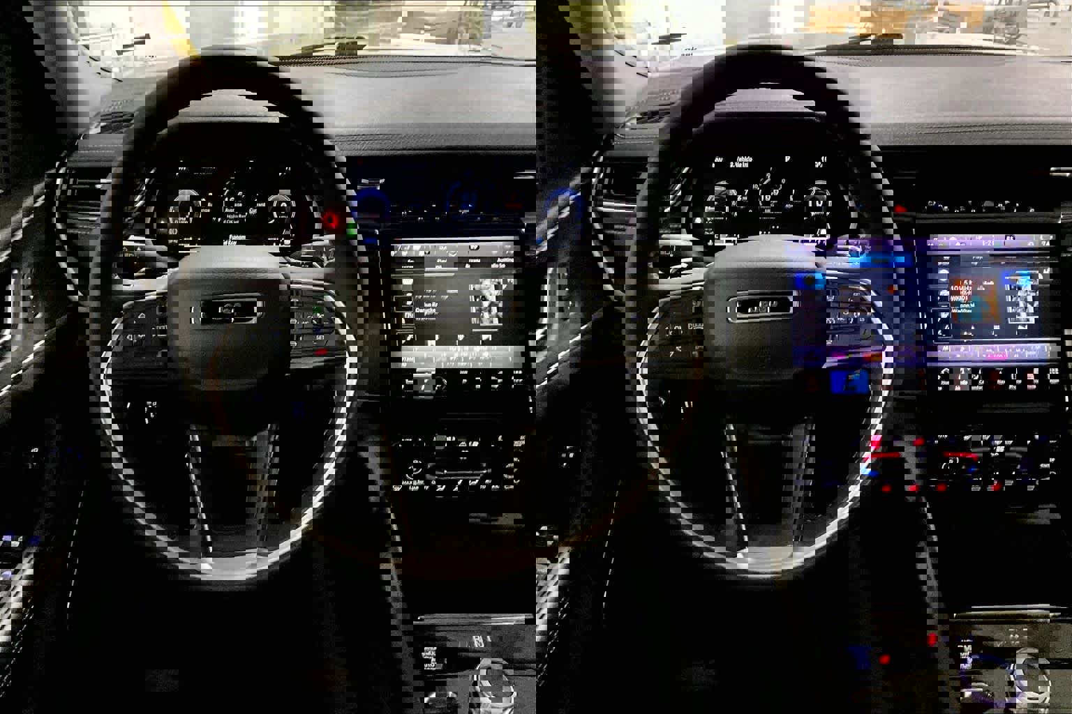 Used 2023 Jeep Grand Cherokee Limited w/ Luxury Tech Group II image 6