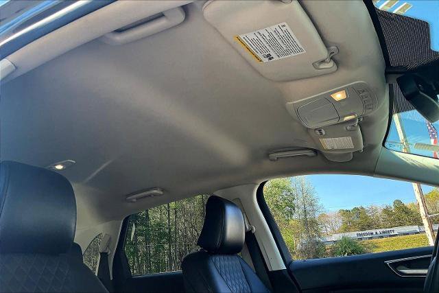 Certified 2024 Ford Edge Titanium AWD/4WD image 22