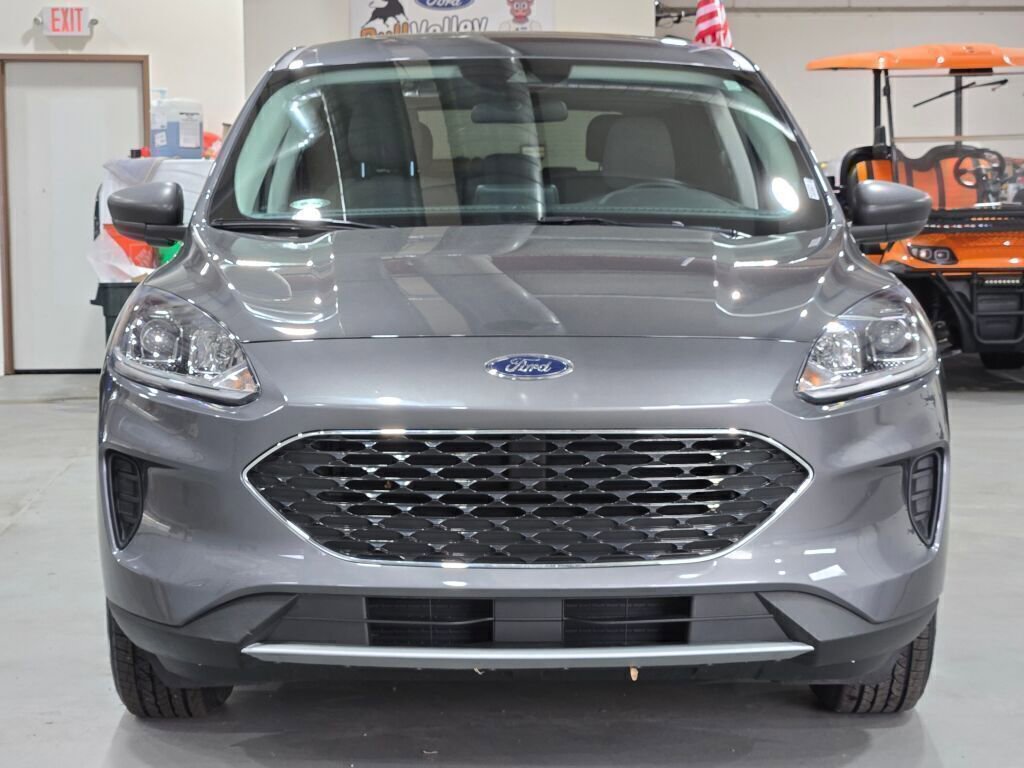 Certified 2022 Ford Escape SE w/ Convenience Package image 3